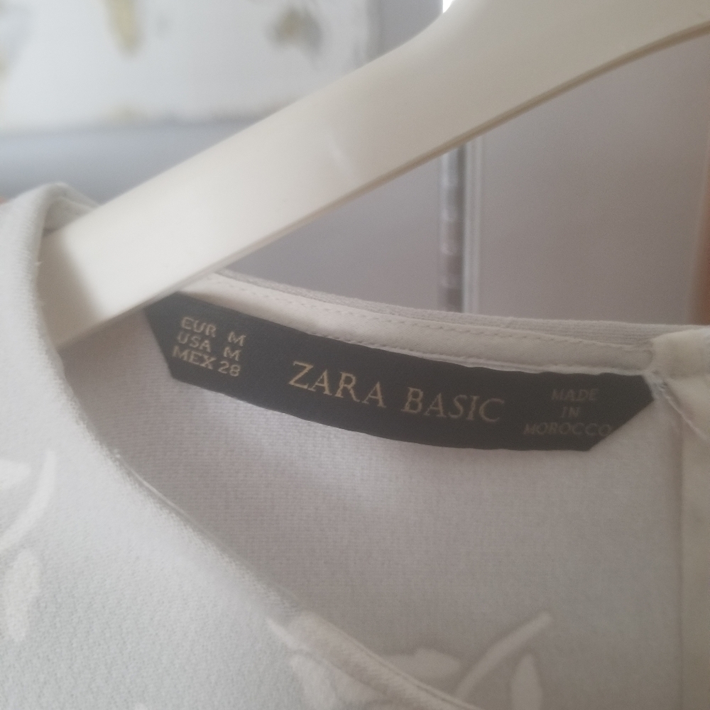 Cropped blouse - Picture 2 of 2